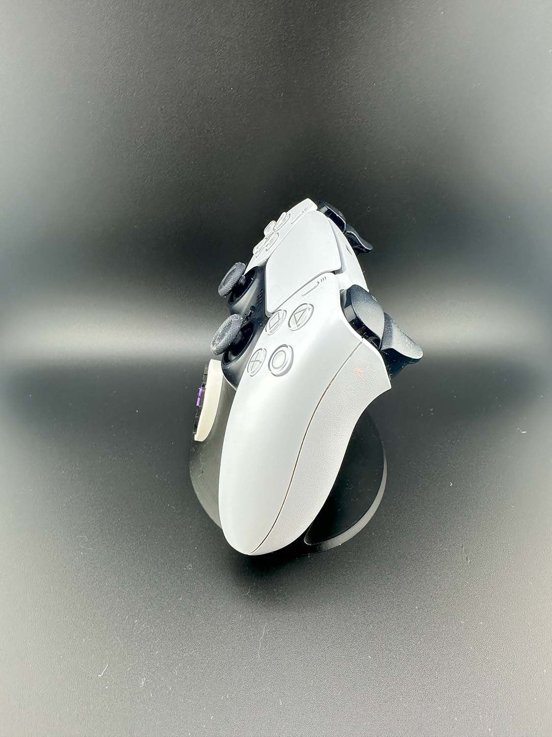 DualSense Stand 3